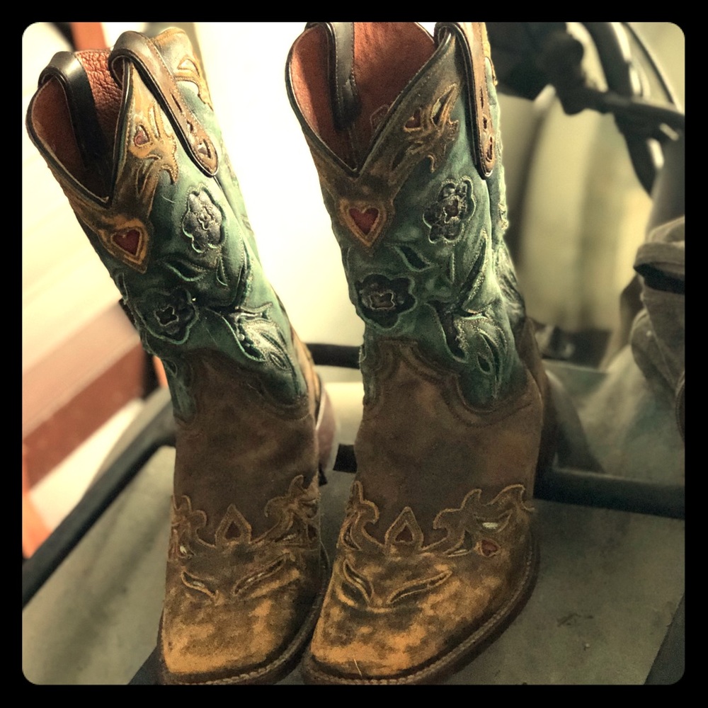 Dan post boots
